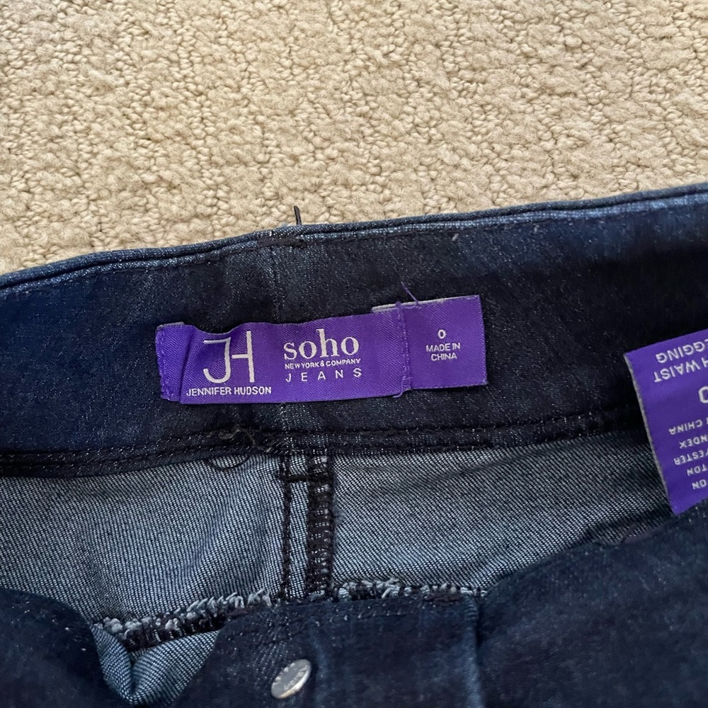 New York and company high rise jeans - Picture 5 of 5